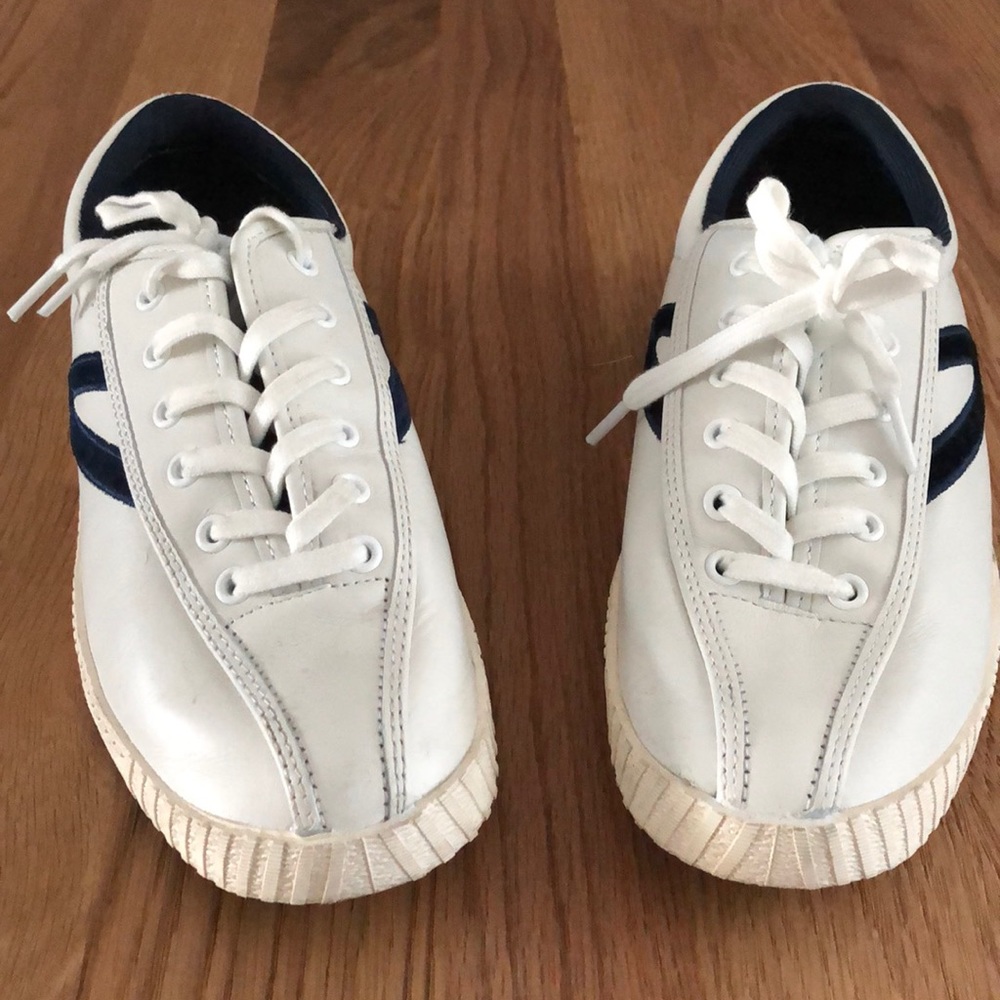 Tretorn Sneakers with Blue Velvet Detail